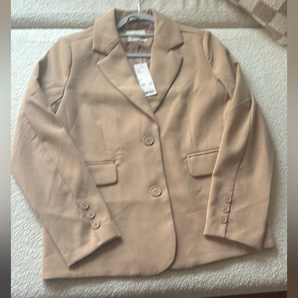 Urban Outfitters Beige Oversized Blazer - Picture 3 of 3